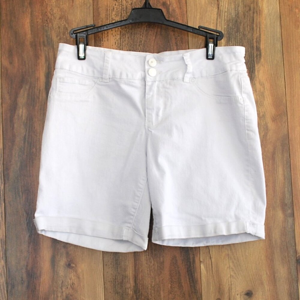 Royalty for Me White Jean Shorts Women's Size 4